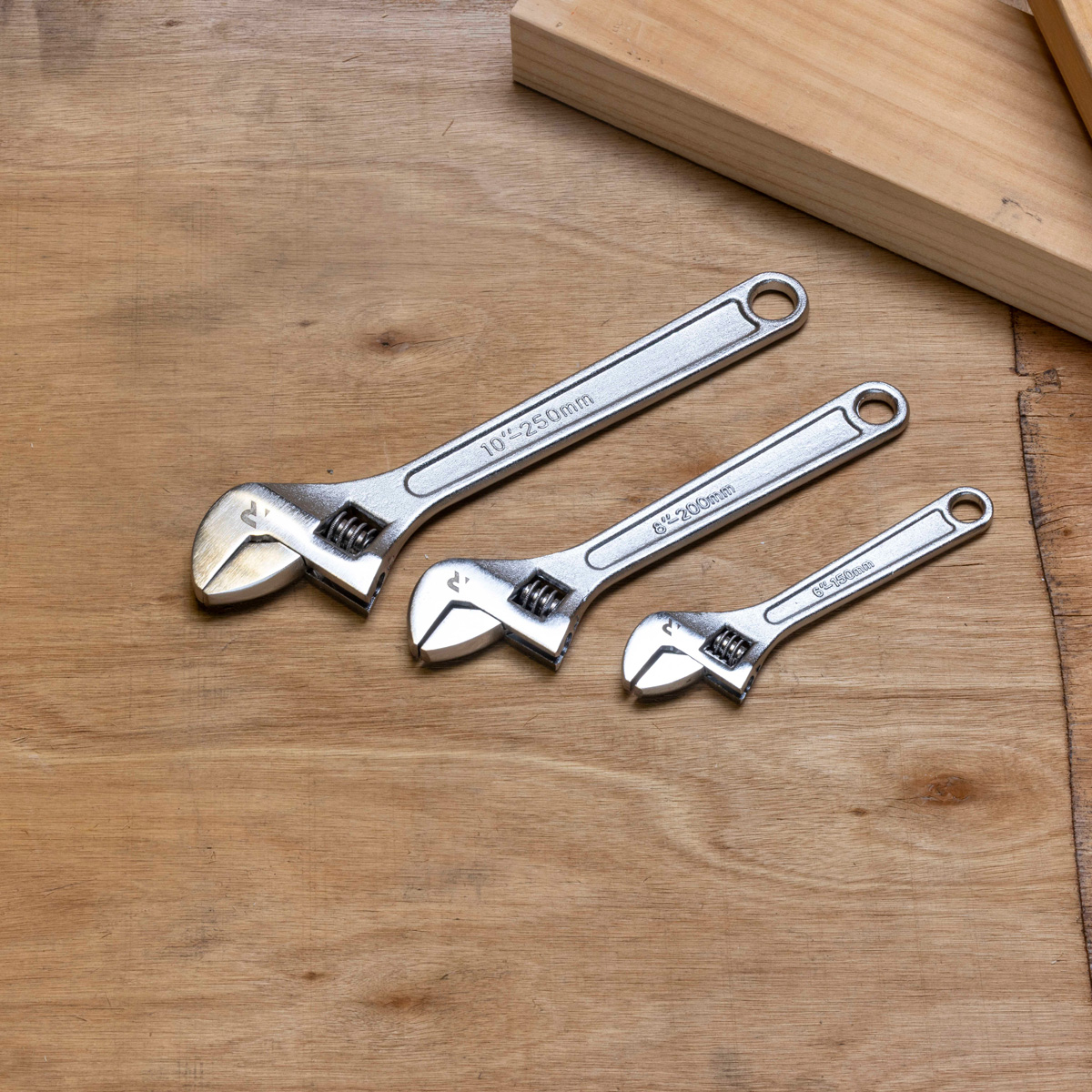 Rikä 3 Piece Adjustable Spanner Set | 150mm | 200mm | 250mm